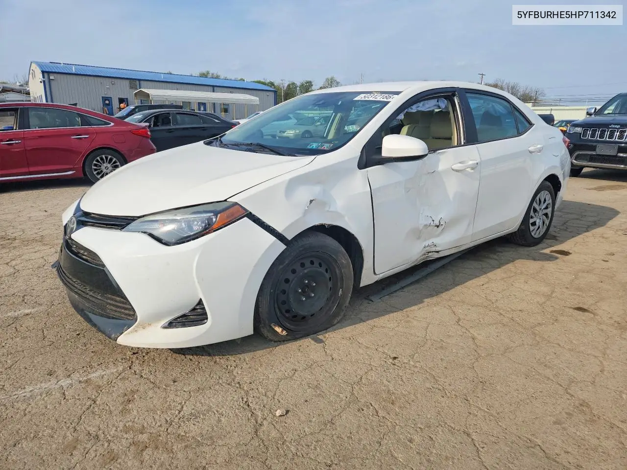 5YFBURHE5HP711342 2017 Toyota Corolla Le
