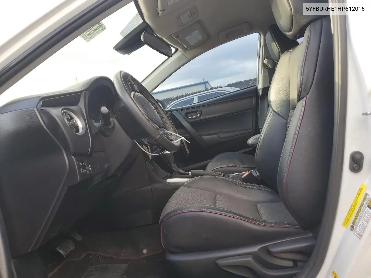 5YFBURHE1HP612016 2017 Toyota Corolla L