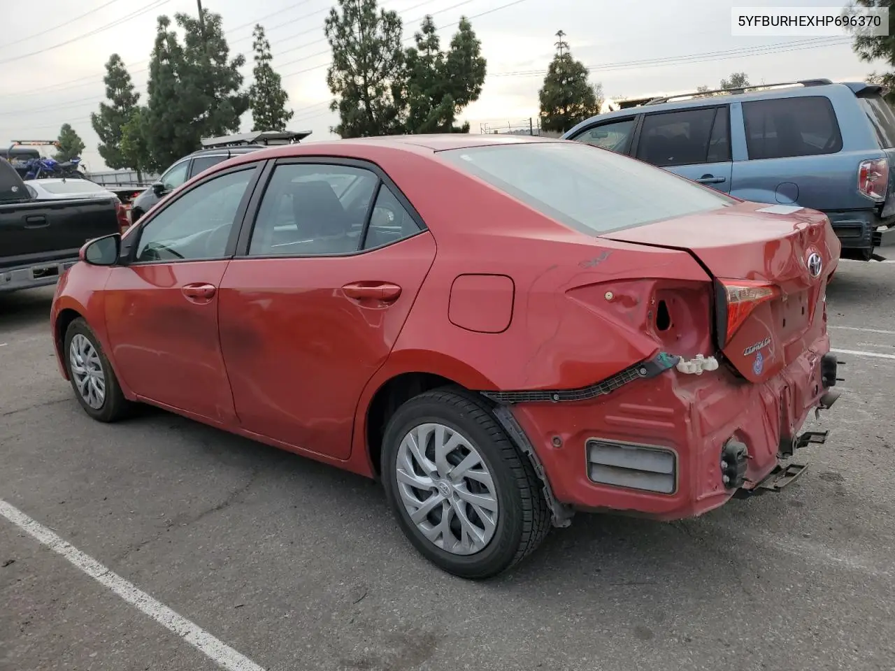 5YFBURHEXHP696370 2017 Toyota Corolla L
