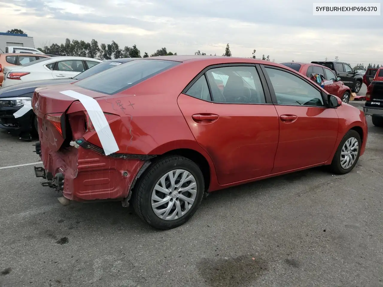 5YFBURHEXHP696370 2017 Toyota Corolla L