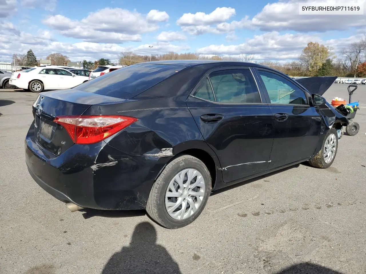 5YFBURHE0HP711619 2017 Toyota Corolla L