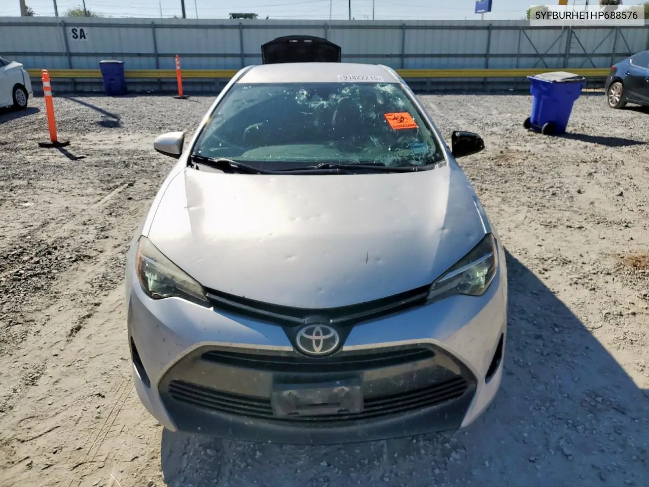 5YFBURHE1HP688576 2017 Toyota Corolla L