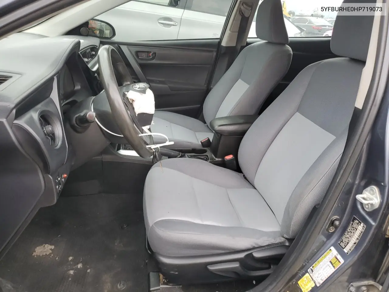 5YFBURHE0HP719073 2017 Toyota Corolla L