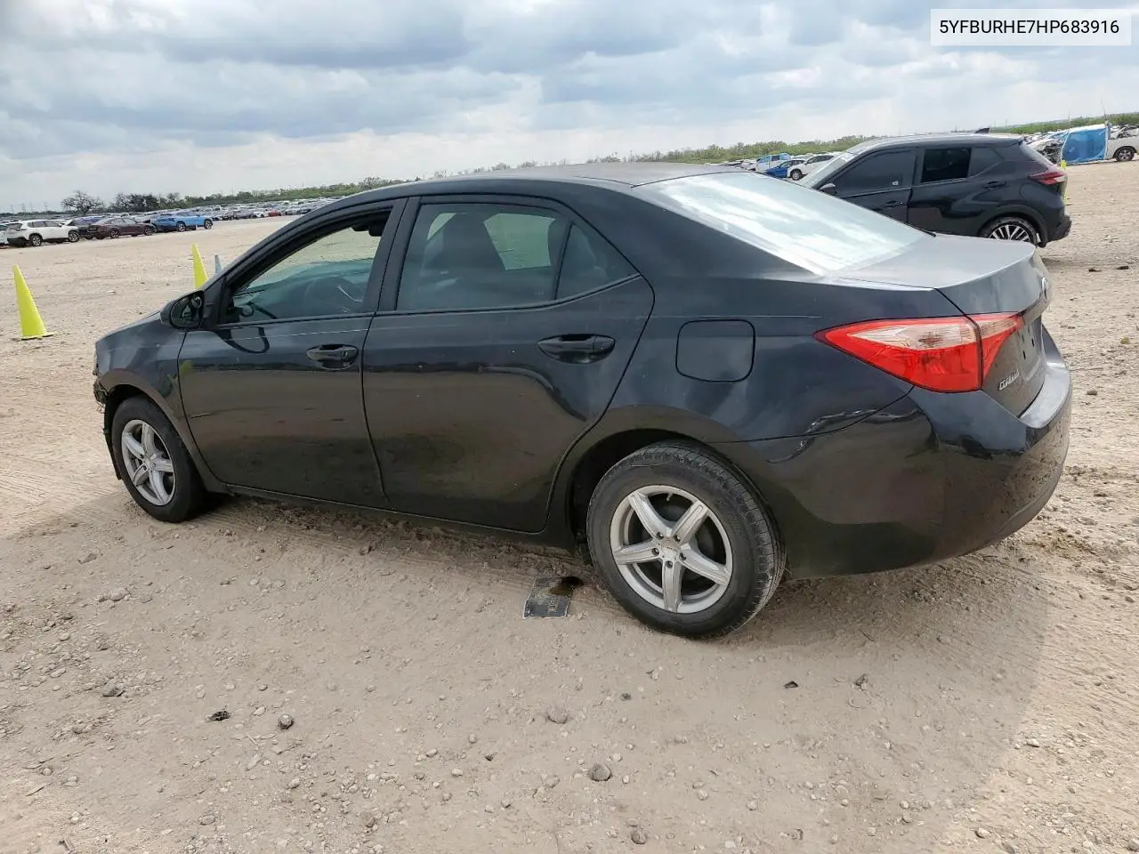 5YFBURHE7HP683916 2017 Toyota Corolla L
