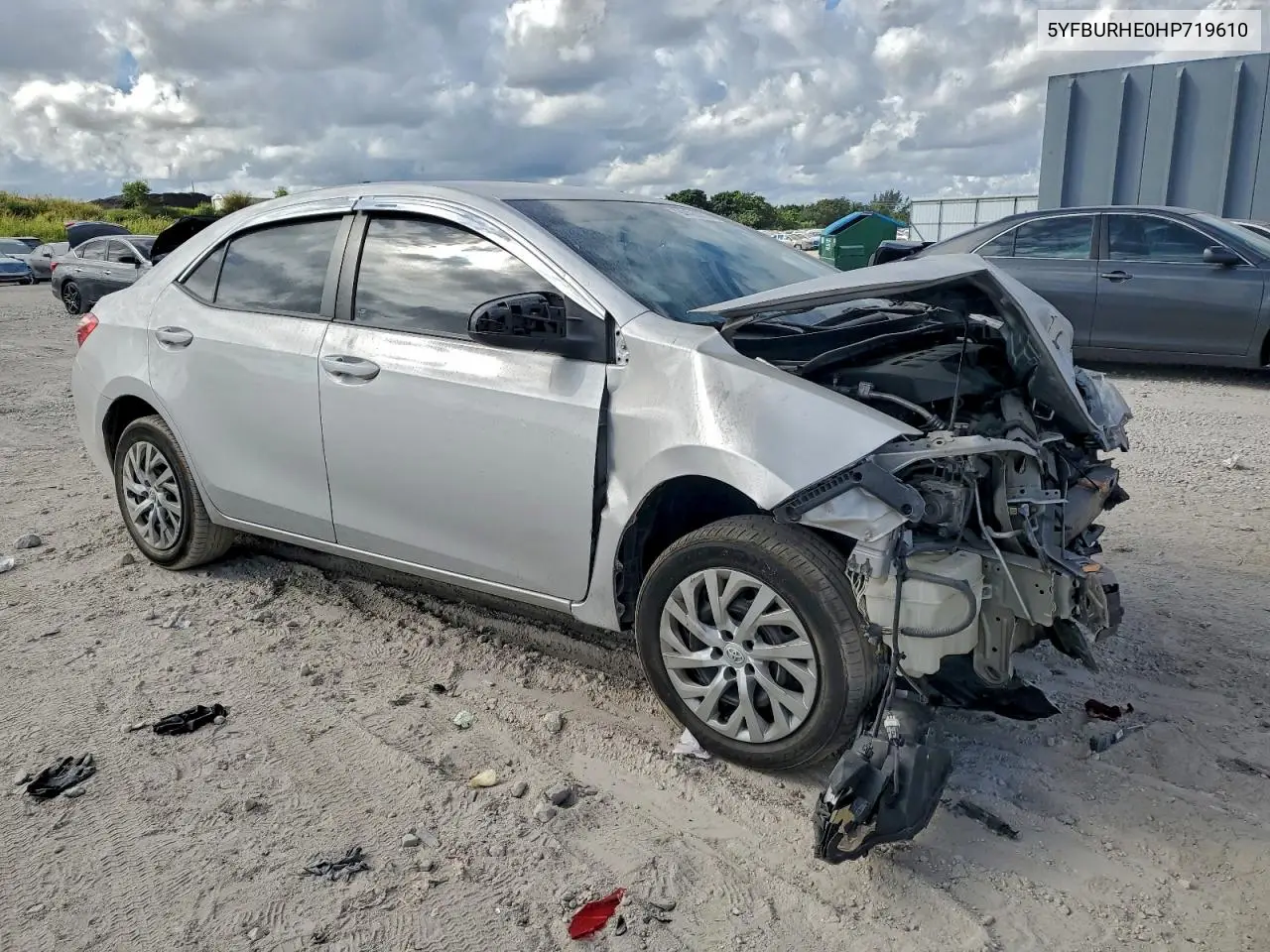 5YFBURHE0HP719610 2017 Toyota Corolla L
