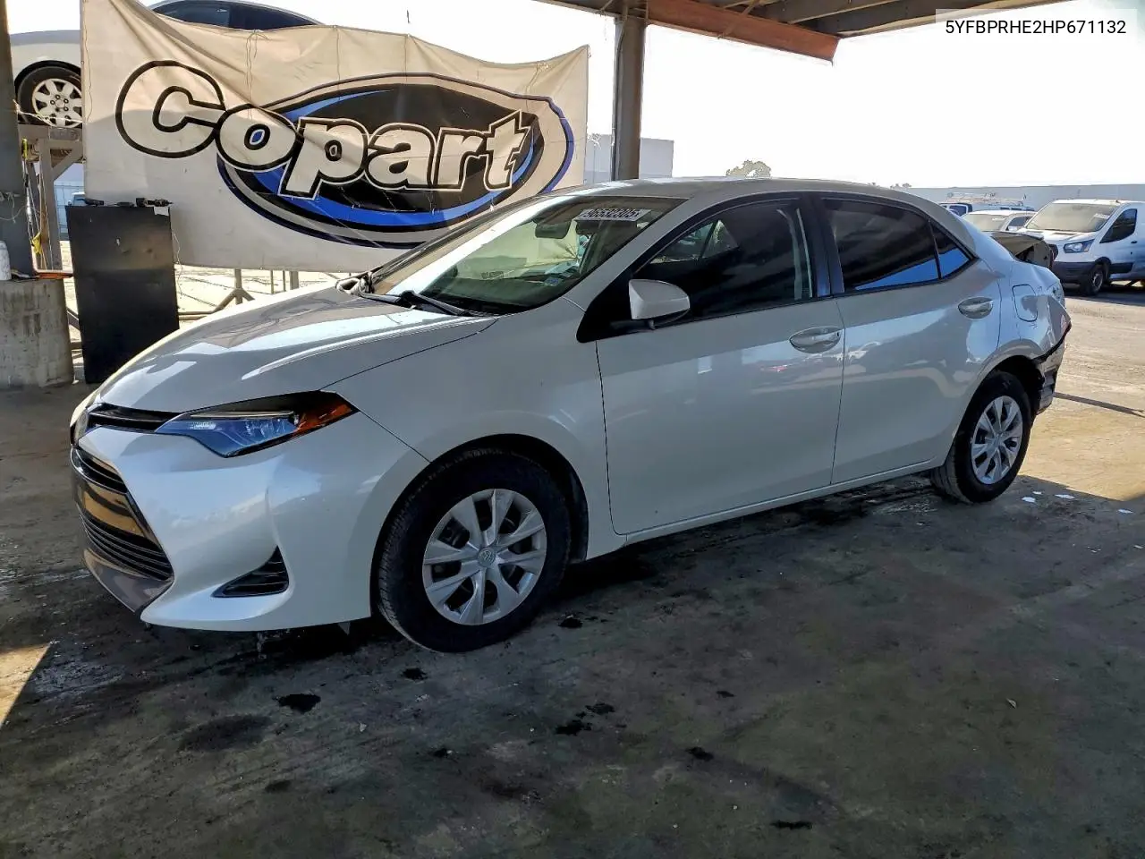 5YFBPRHE2HP671132 2017 Toyota Corolla Le Eco