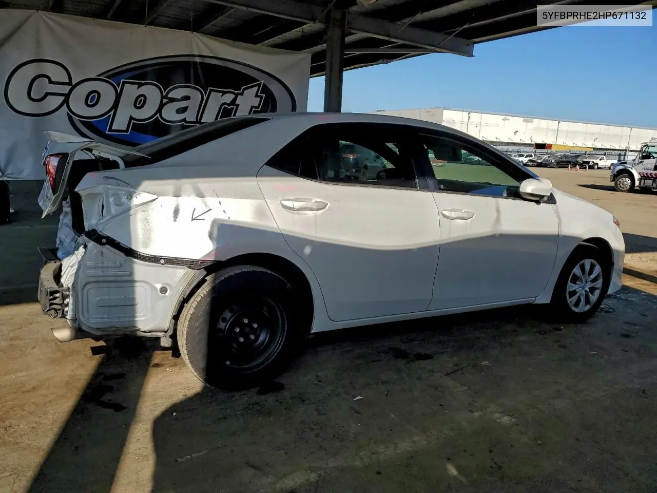 5YFBPRHE2HP671132 2017 Toyota Corolla Le Eco