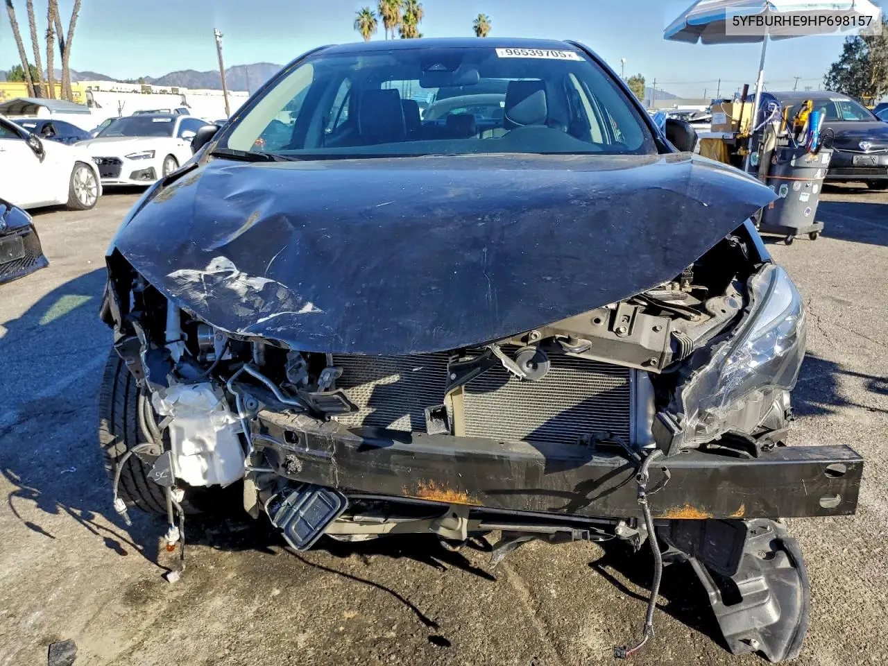 5YFBURHE9HP698157 2017 Toyota Corolla L