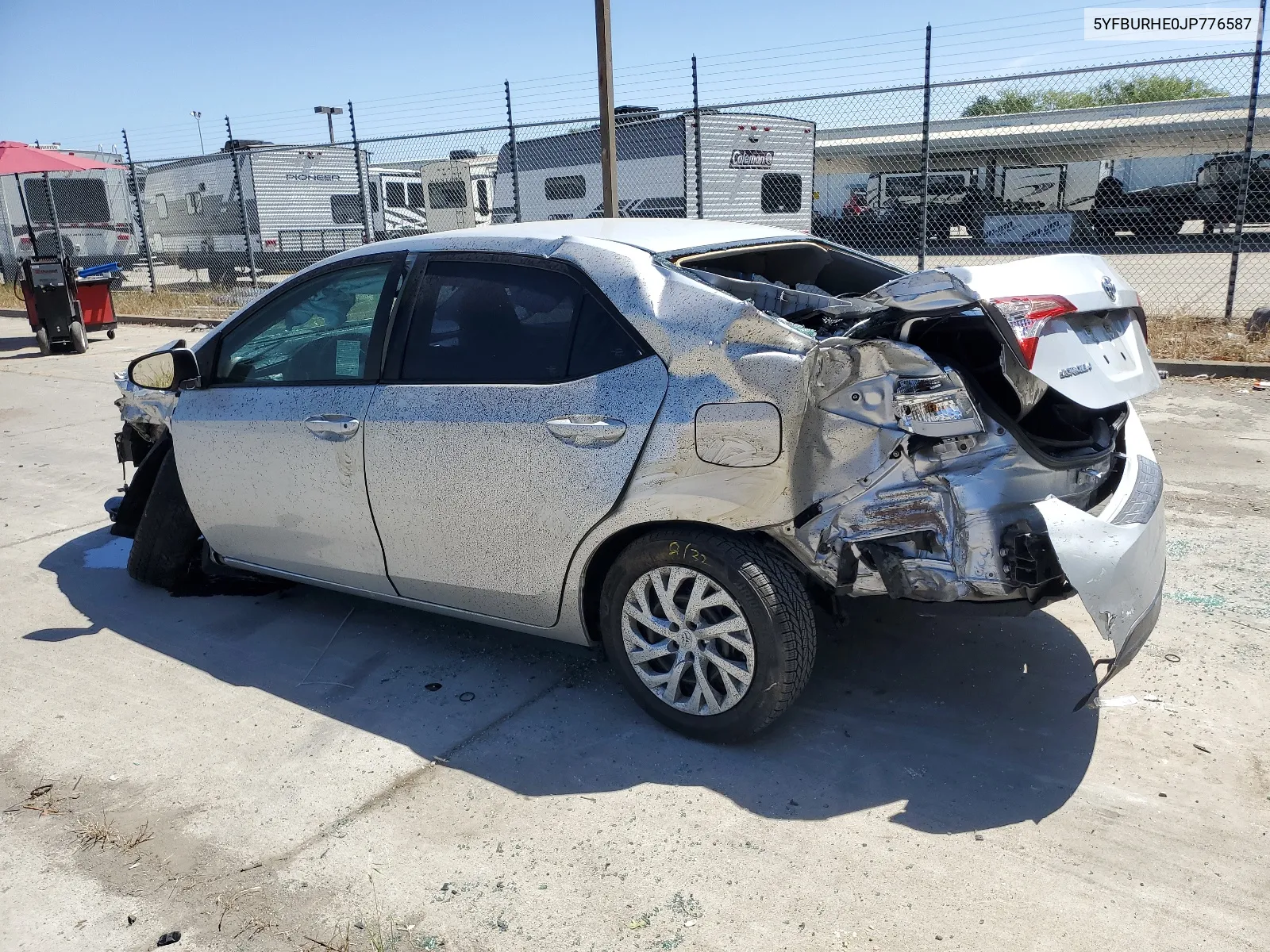 2018 Toyota Corolla L VIN: 5YFBURHE0JP776587 Lot: 56272604