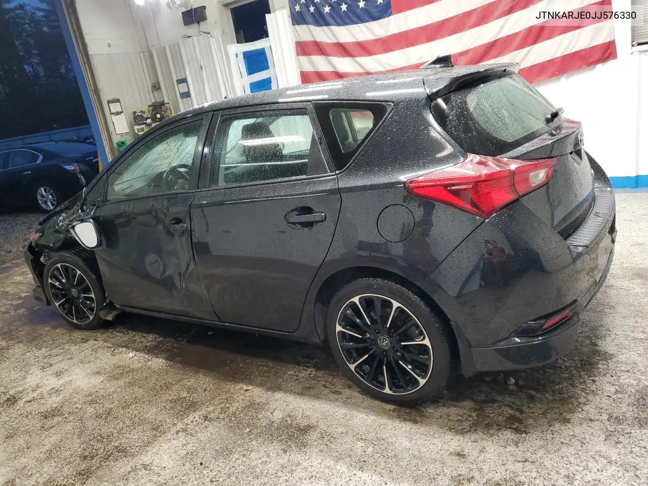 JTNKARJE0JJ576330 2018 Toyota Corolla Im