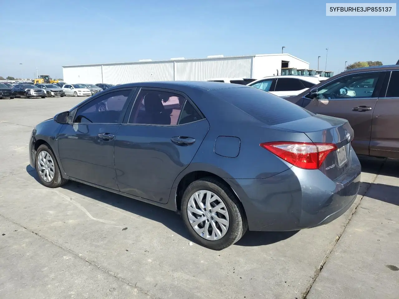 5YFBURHE3JP855137 2018 Toyota Corolla L