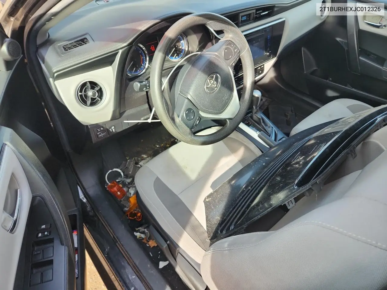 2T1BURHEXJC012326 2018 Toyota Corolla L