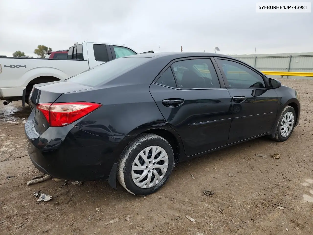 5YFBURHE4JP743981 2018 Toyota Corolla L