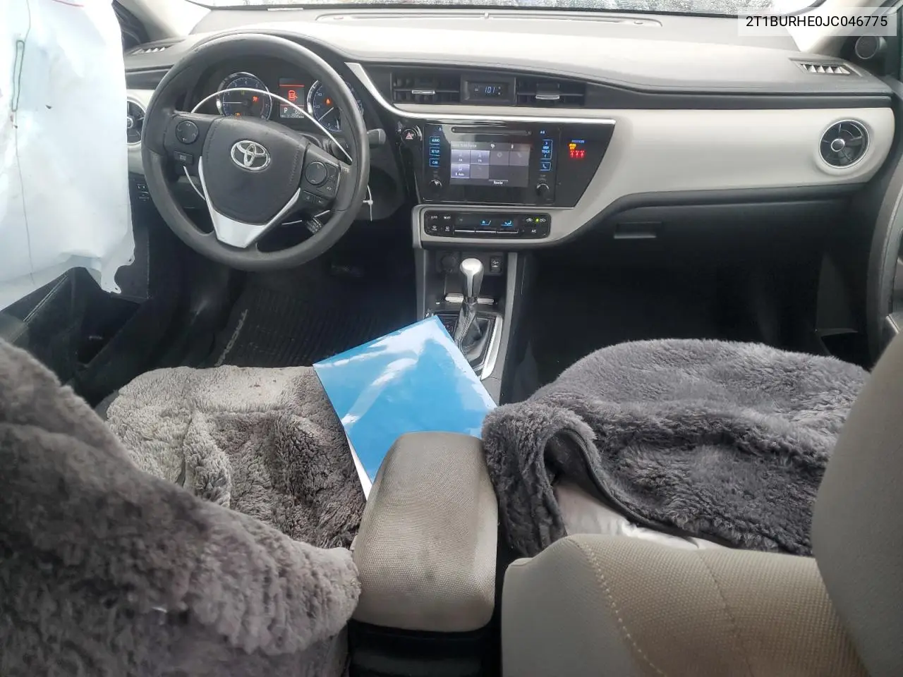 2T1BURHE0JC046775 2018 Toyota Corolla L