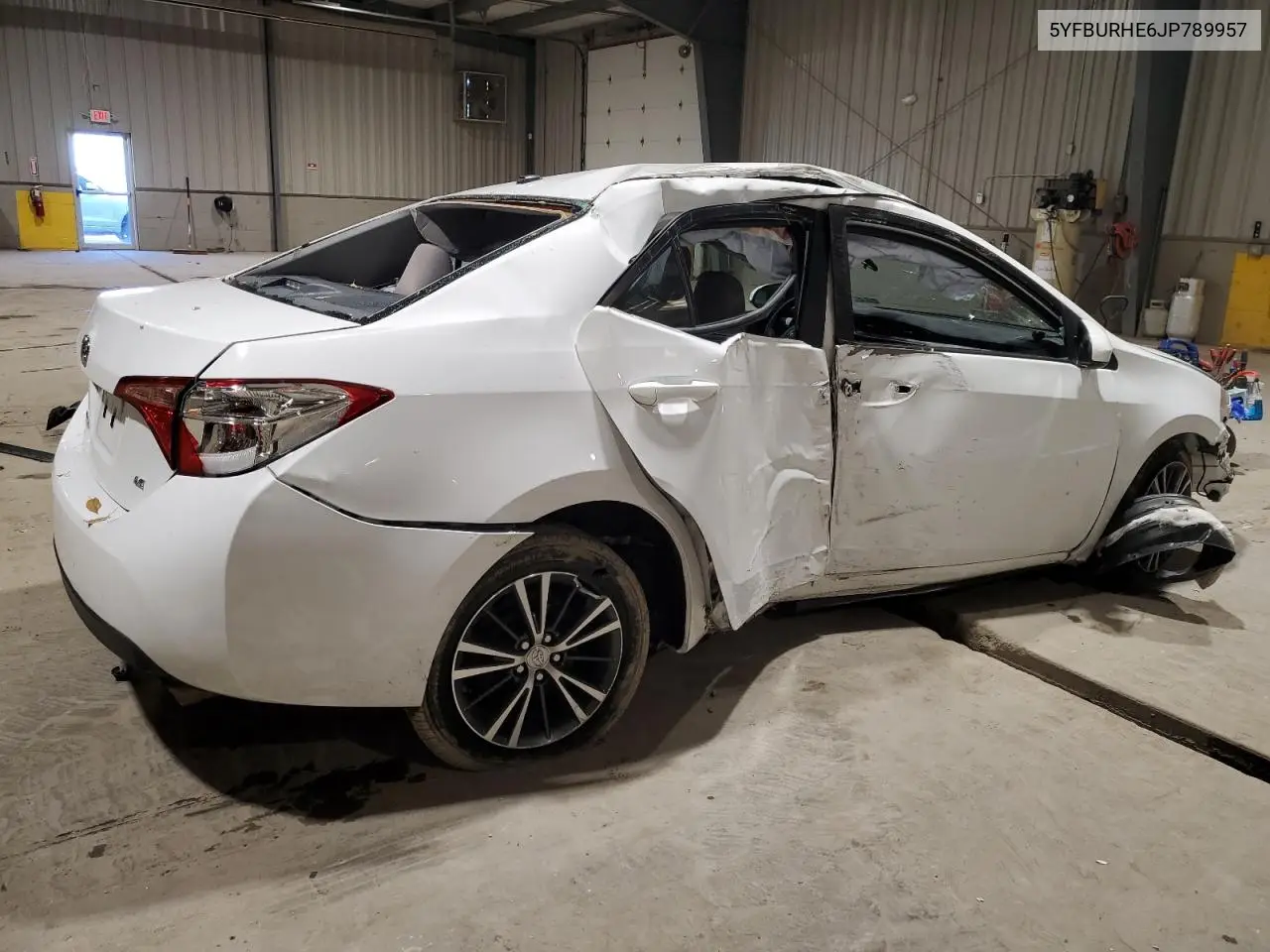 5YFBURHE6JP789957 2018 Toyota Corolla L