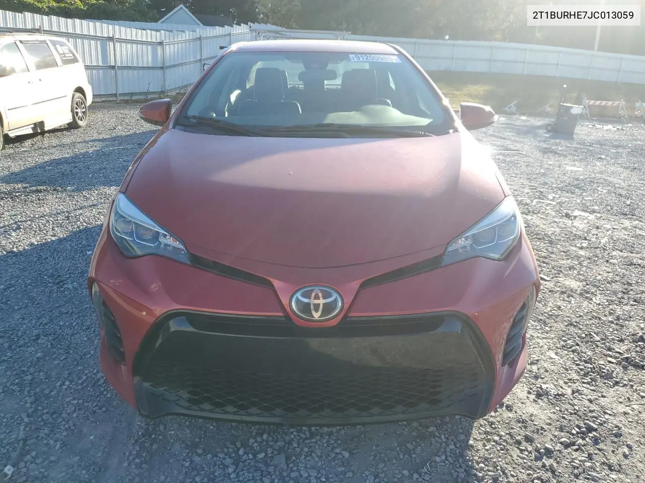 2T1BURHE7JC013059 2018 Toyota Corolla L