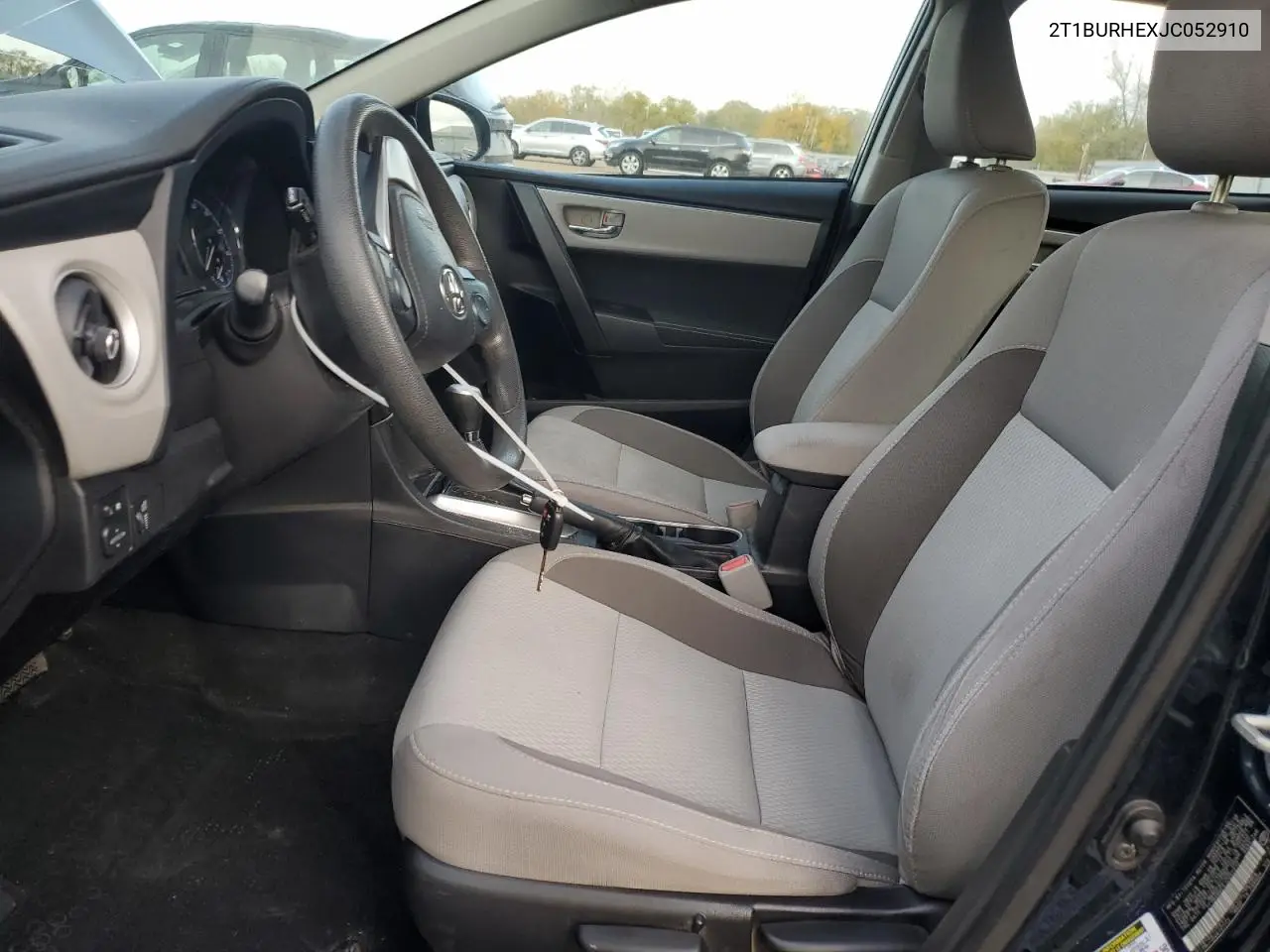 2T1BURHEXJC052910 2018 Toyota Corolla L