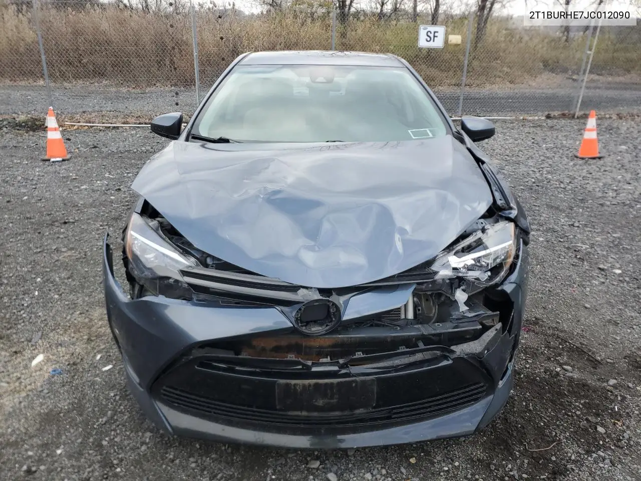 2T1BURHE7JC012090 2018 Toyota Corolla L