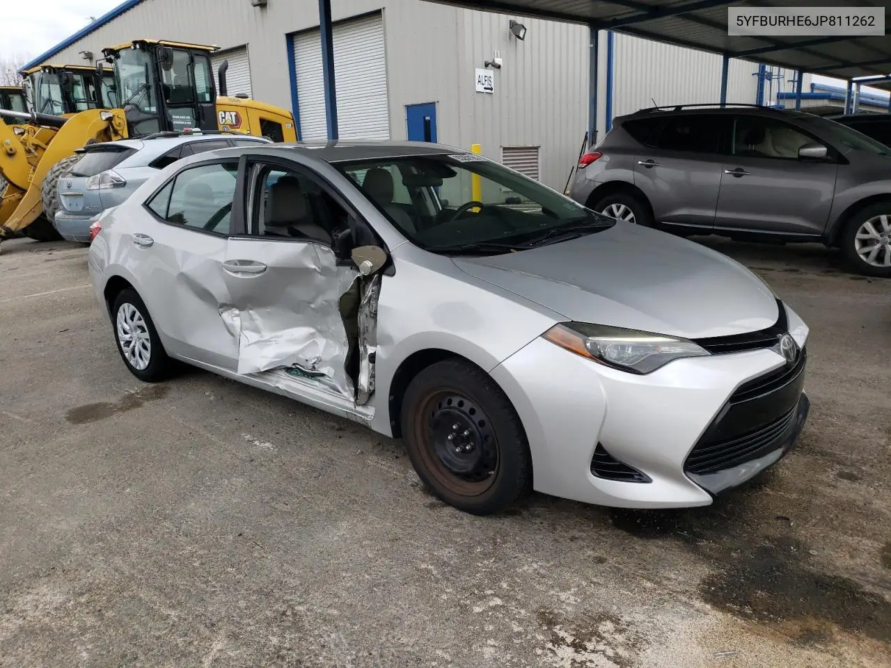 5YFBURHE6JP811262 2018 Toyota Corolla L