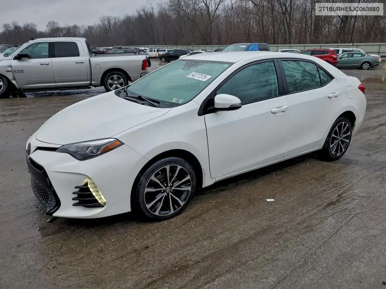 2T1BURHE5JC063880 2018 Toyota Corolla L