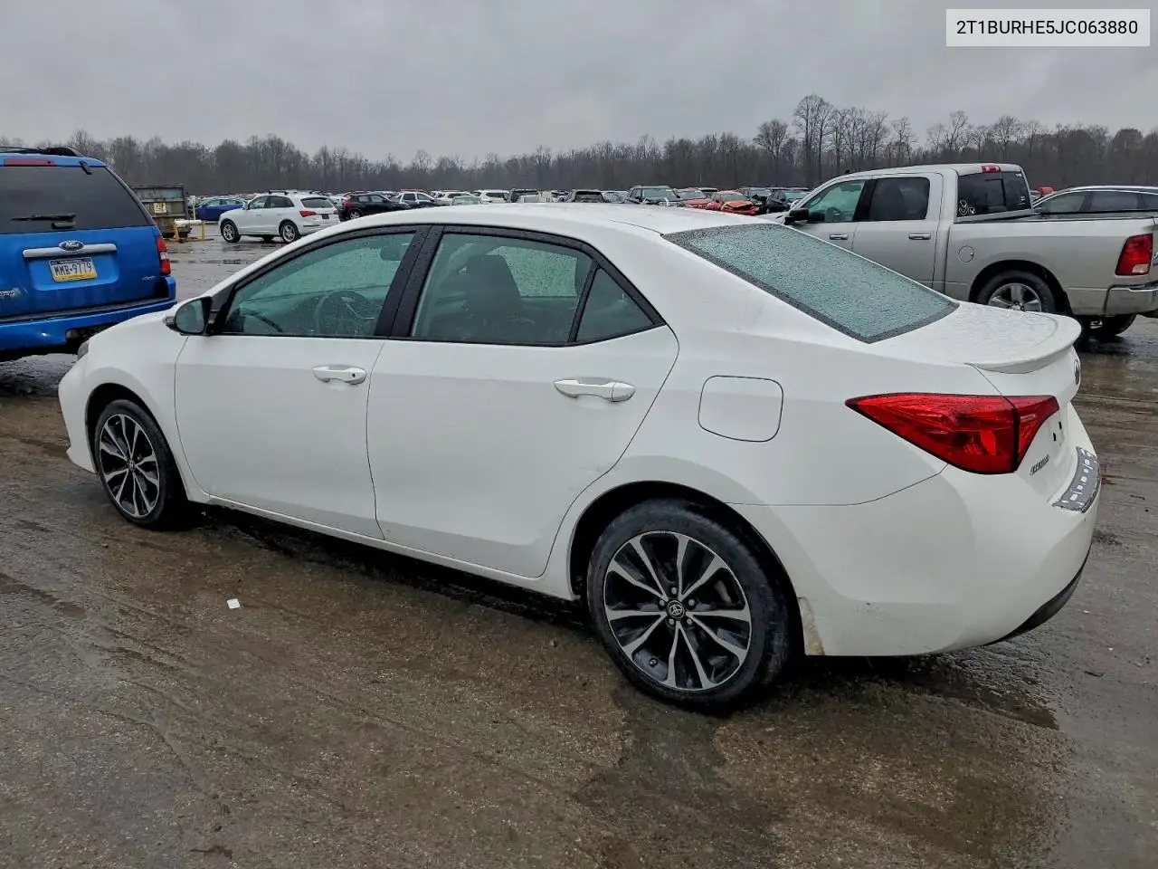 2T1BURHE5JC063880 2018 Toyota Corolla L