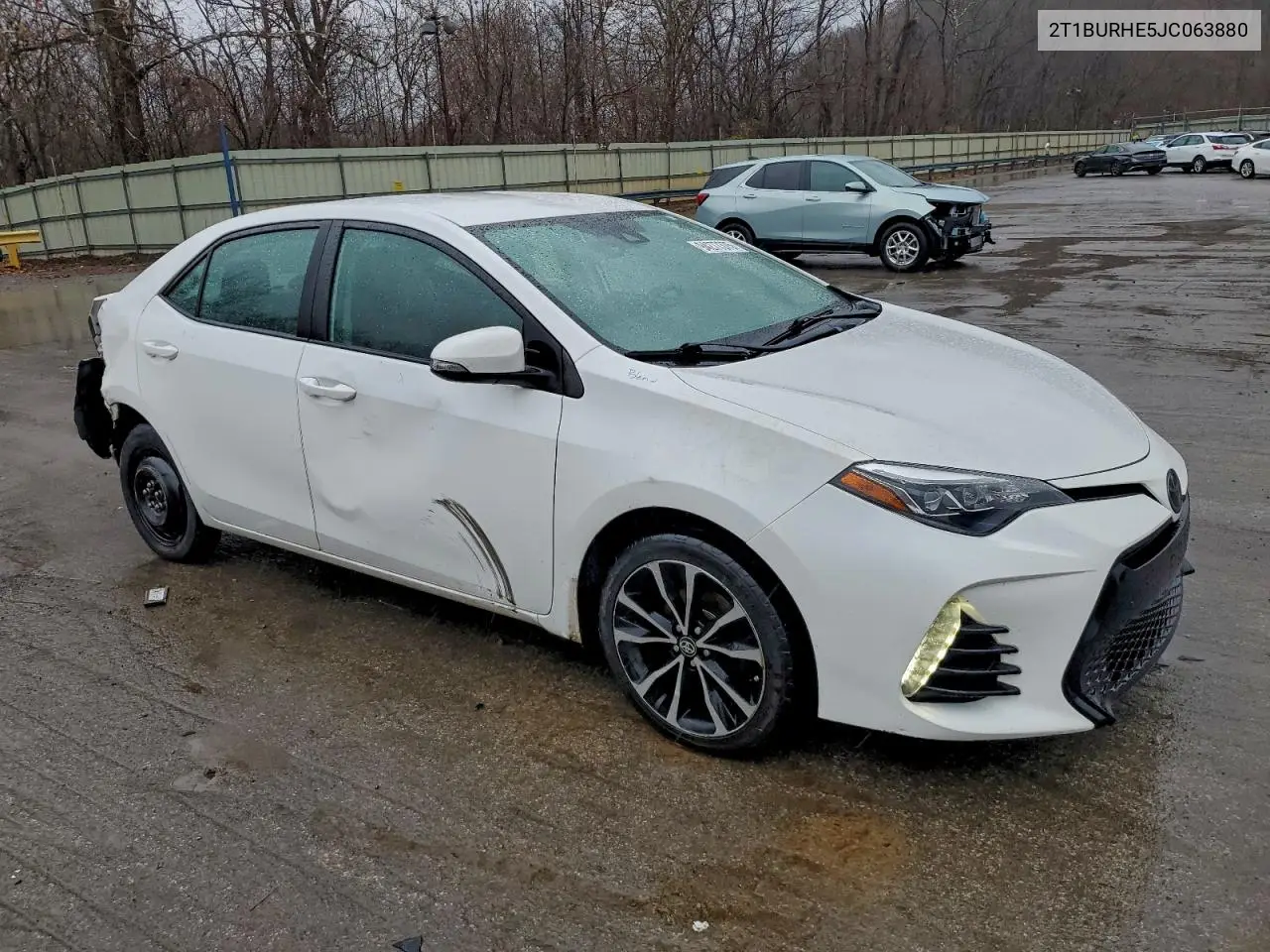 2T1BURHE5JC063880 2018 Toyota Corolla L