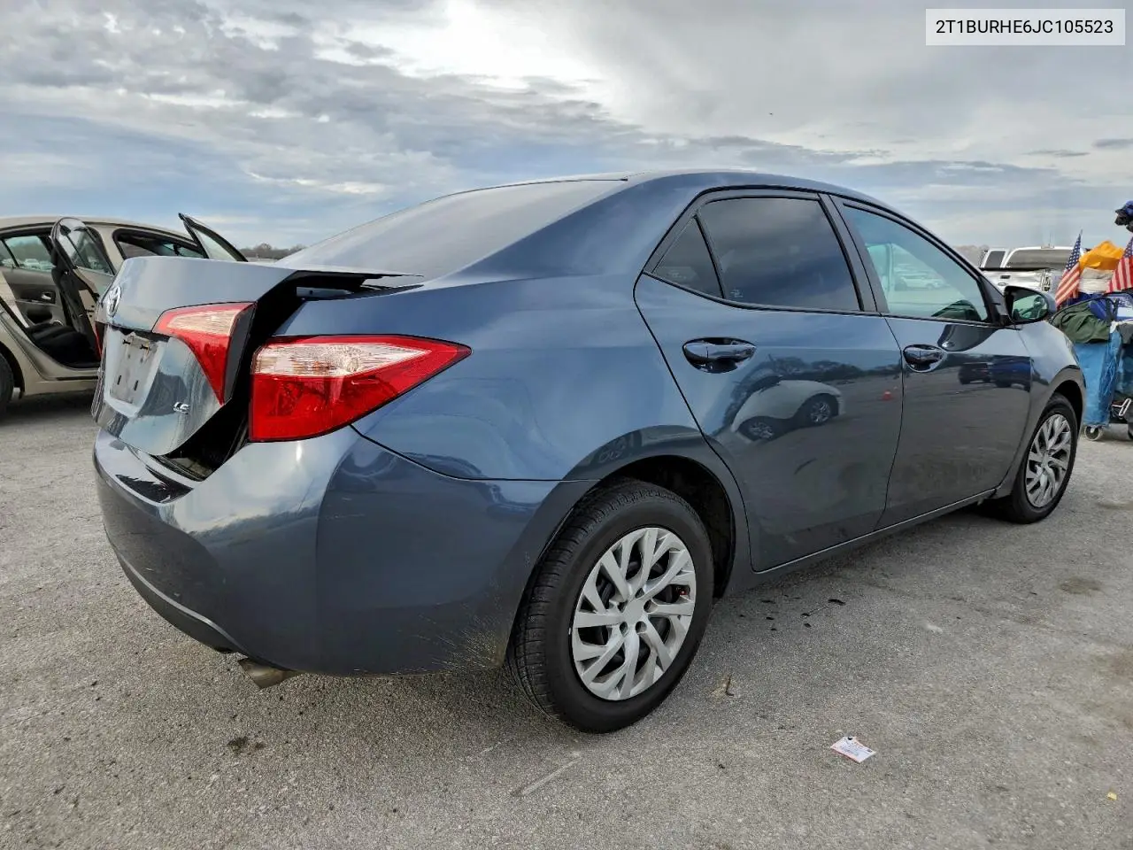 2T1BURHE6JC105523 2018 Toyota Corolla L