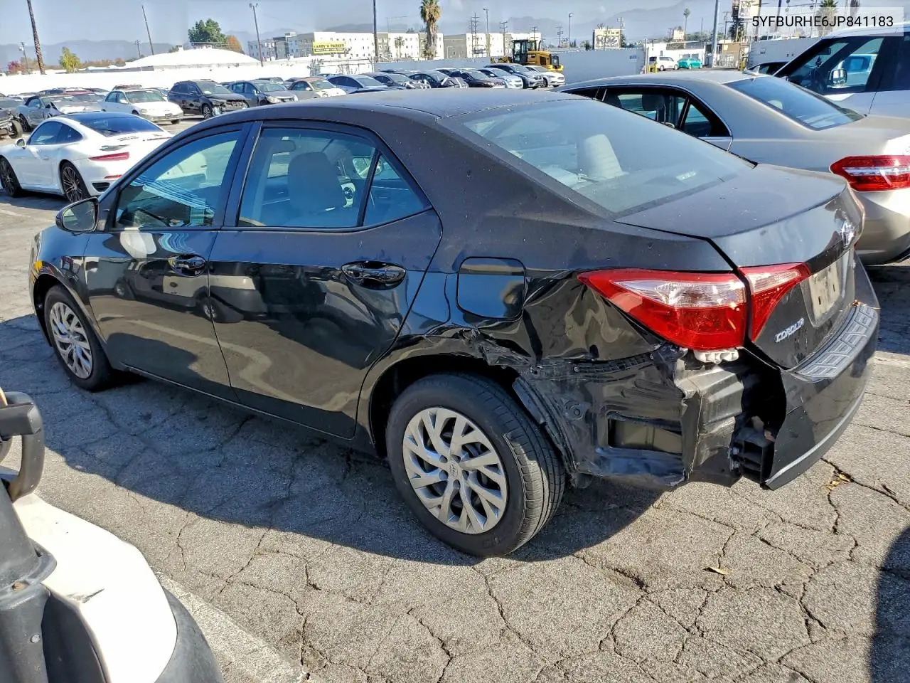 5YFBURHE6JP841183 2018 Toyota Corolla L