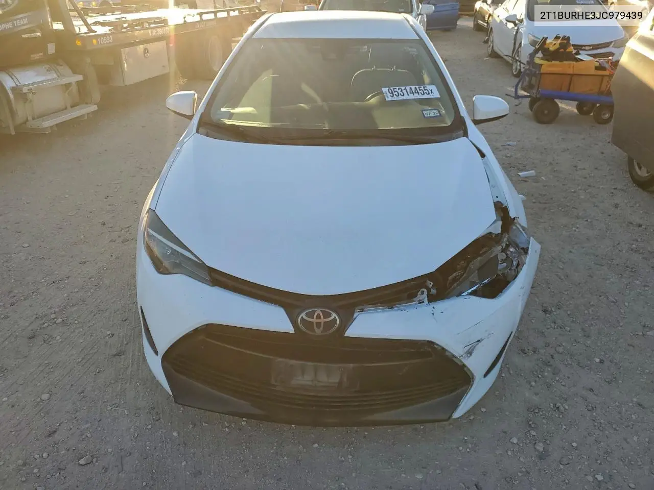 2T1BURHE3JC979439 2018 Toyota Corolla L