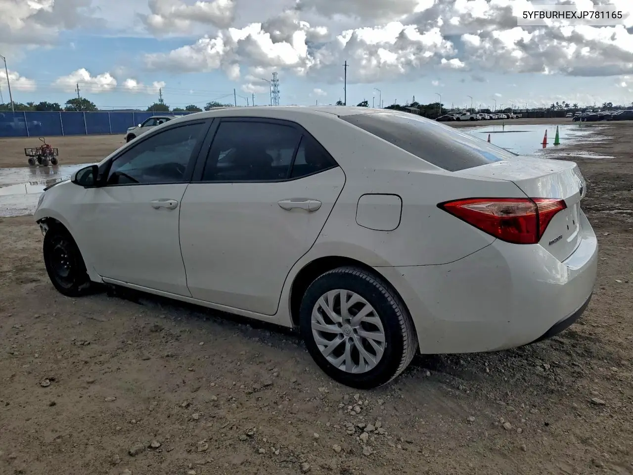 5YFBURHEXJP781165 2018 Toyota Corolla L