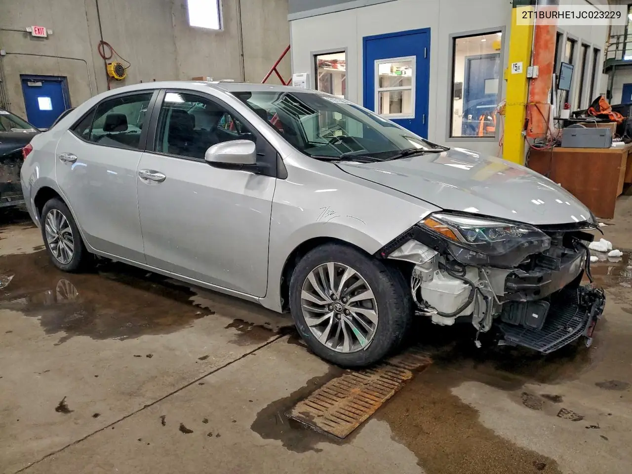 2T1BURHE1JC023229 2018 Toyota Corolla L