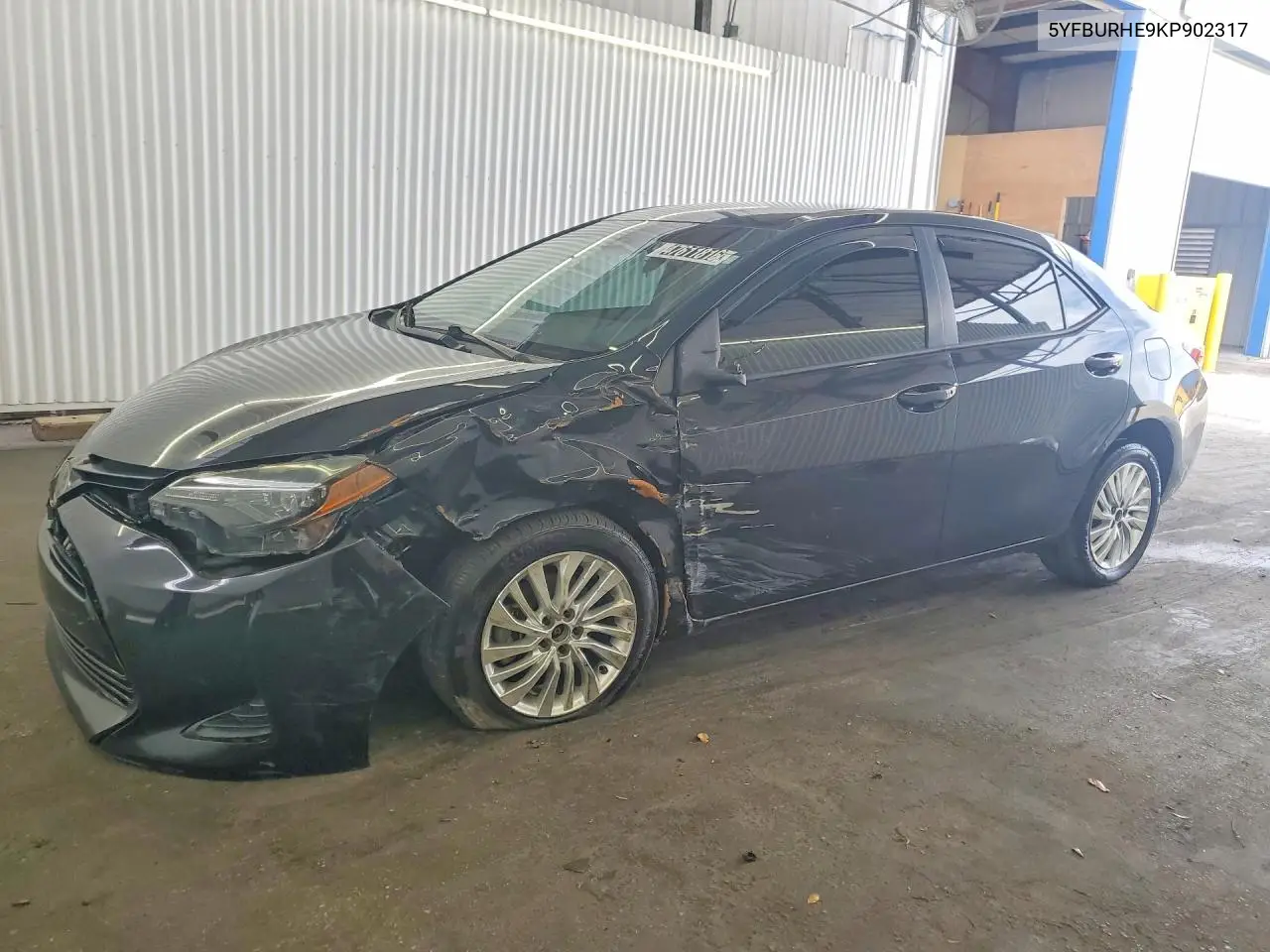 5YFBURHE9KP902317 2019 Toyota Corolla Le
