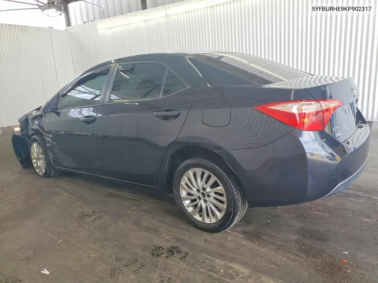 5YFBURHE9KP902317 2019 Toyota Corolla Le
