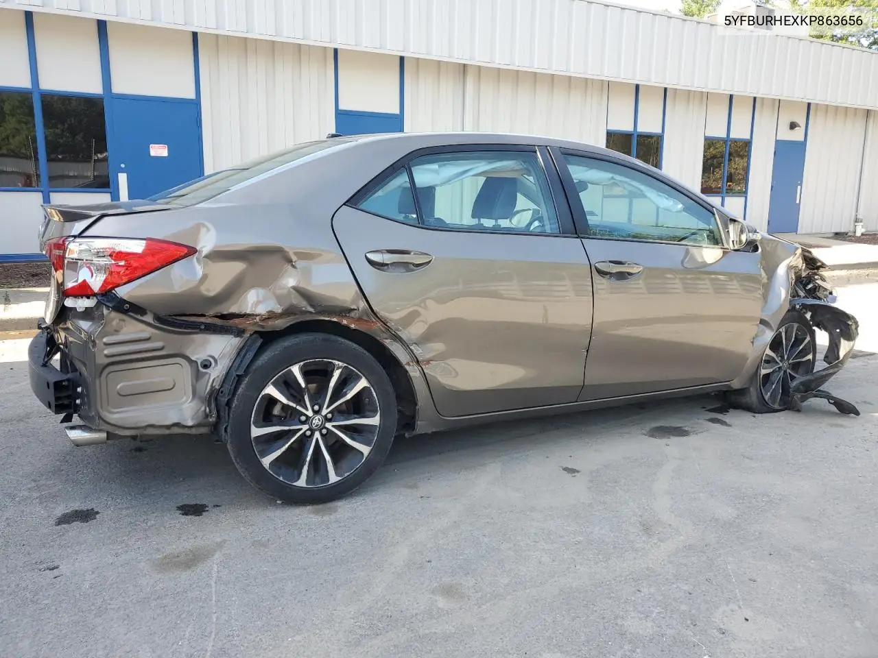 5YFBURHEXKP863656 2019 Toyota Corolla L