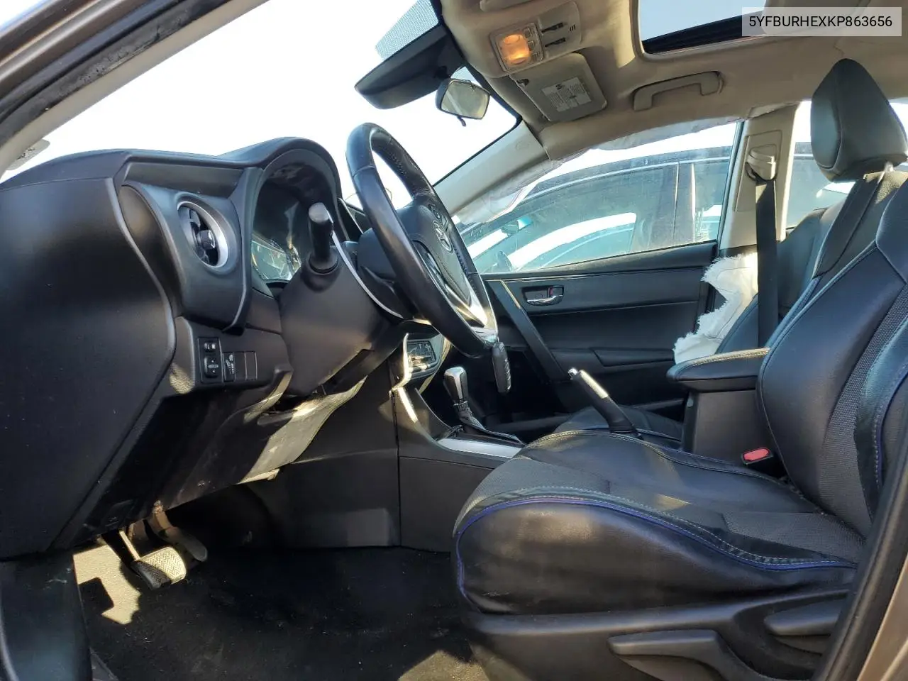 5YFBURHEXKP863656 2019 Toyota Corolla L