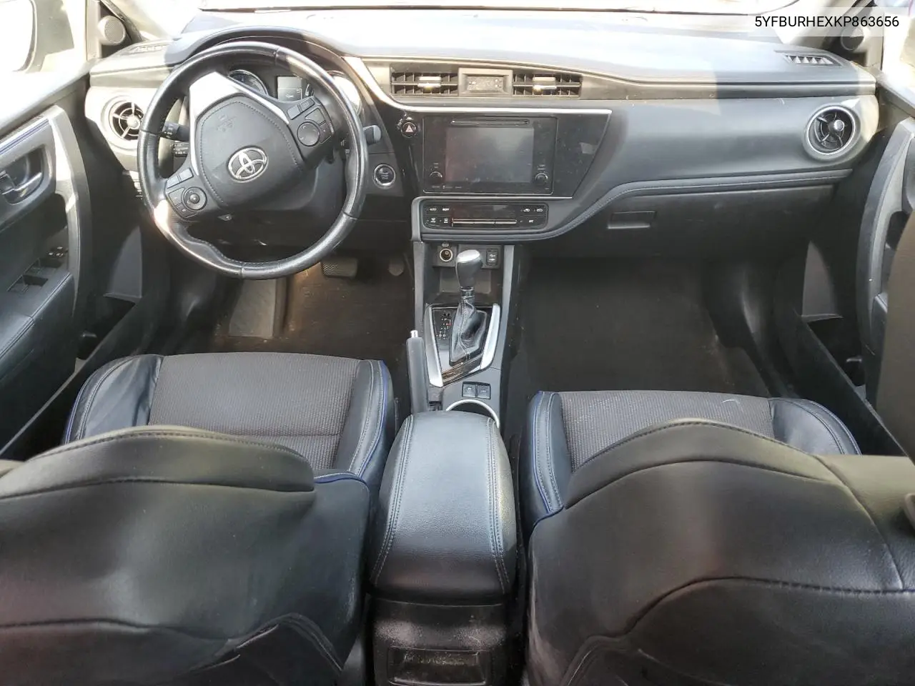 5YFBURHEXKP863656 2019 Toyota Corolla L