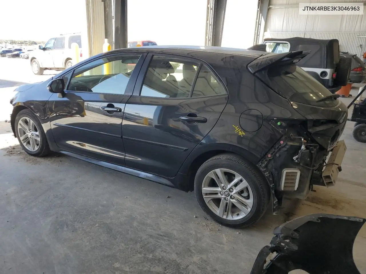 JTNK4RBE3K3046963 2019 Toyota Corolla Se