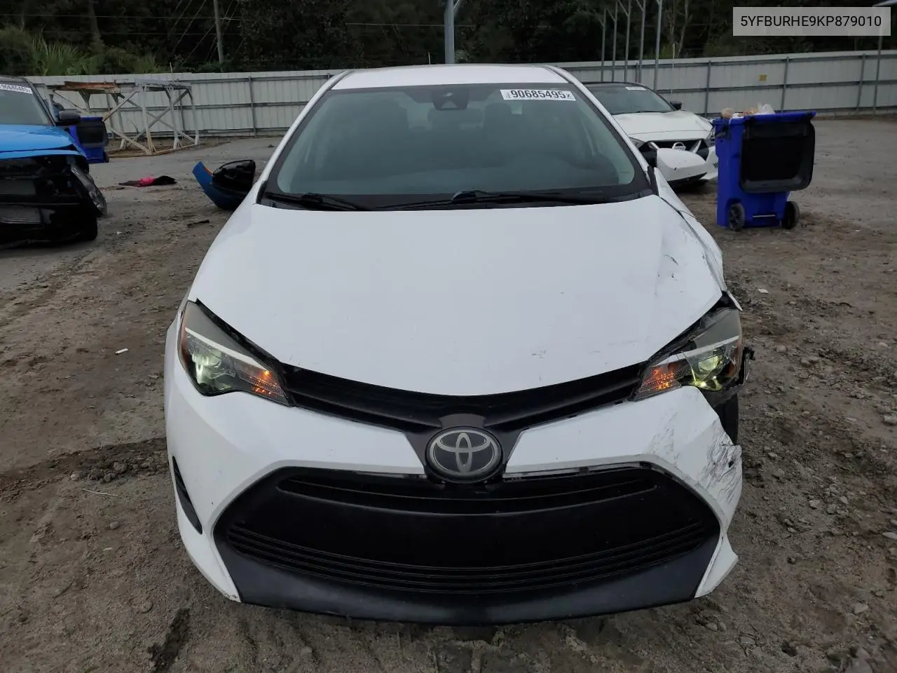 5YFBURHE9KP879010 2019 Toyota Corolla L