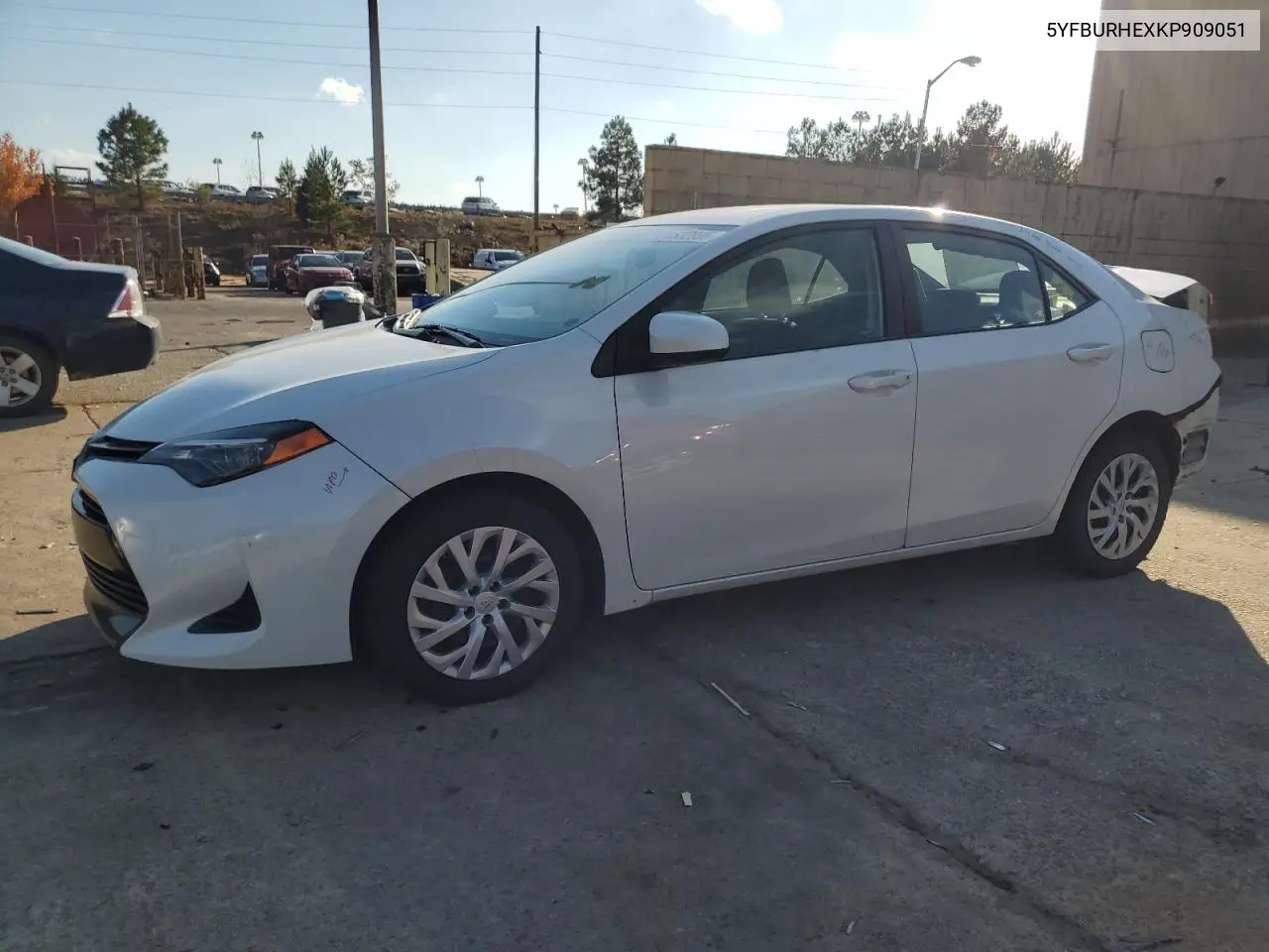 5YFBURHEXKP909051 2019 Toyota Corolla L