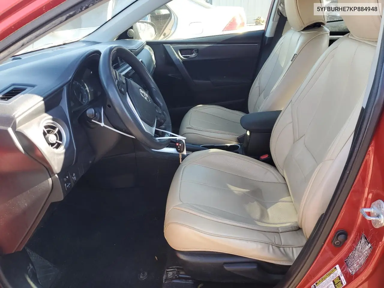 5YFBURHE7KP884948 2019 Toyota Corolla L