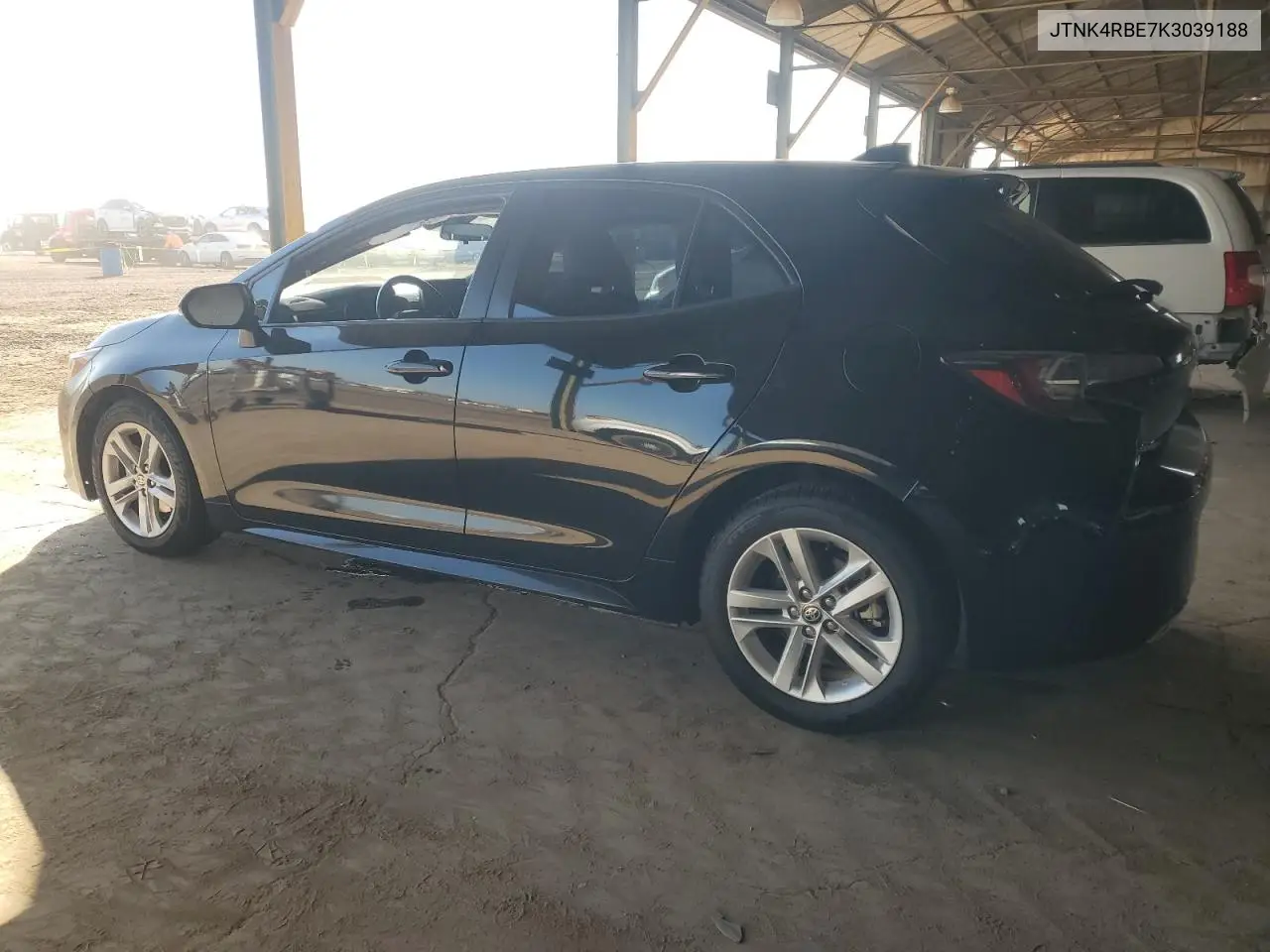 JTNK4RBE7K3039188 2019 Toyota Corolla Se