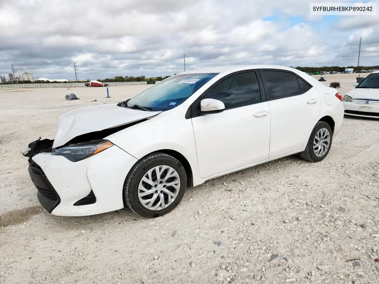 5YFBURHE8KP890242 2019 Toyota Corolla L