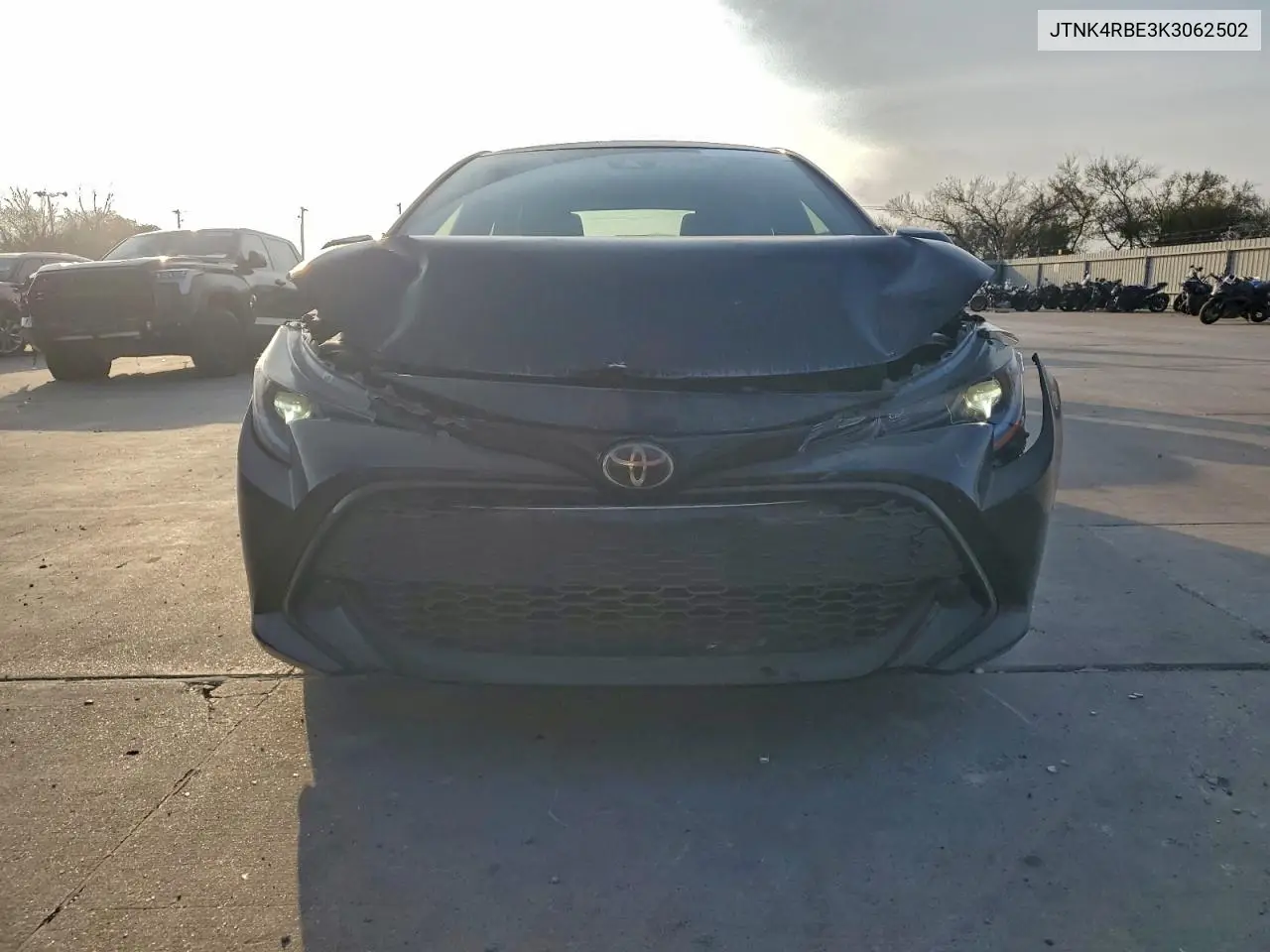 JTNK4RBE3K3062502 2019 Toyota Corolla Se