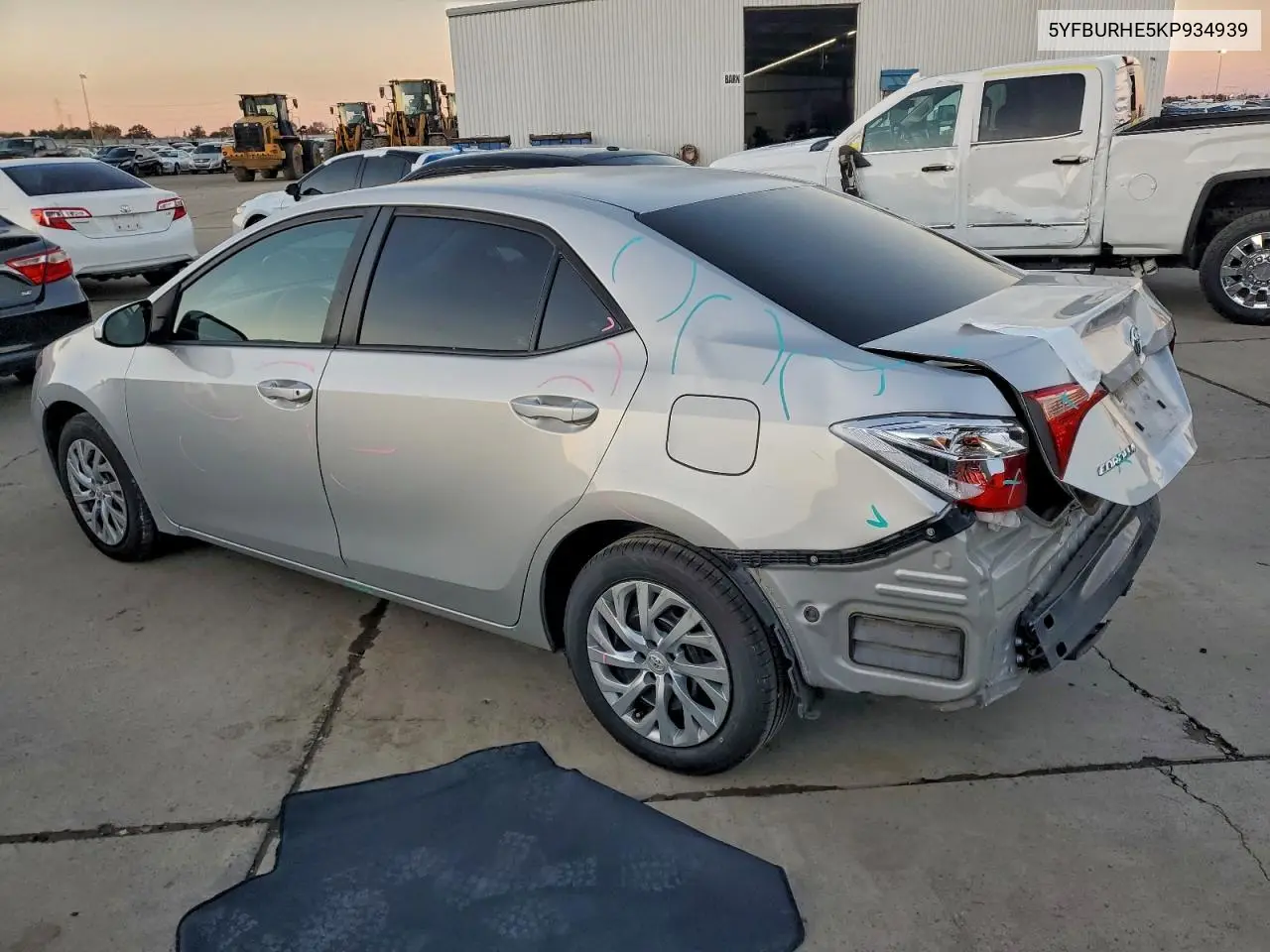 5YFBURHE5KP934939 2019 Toyota Corolla L