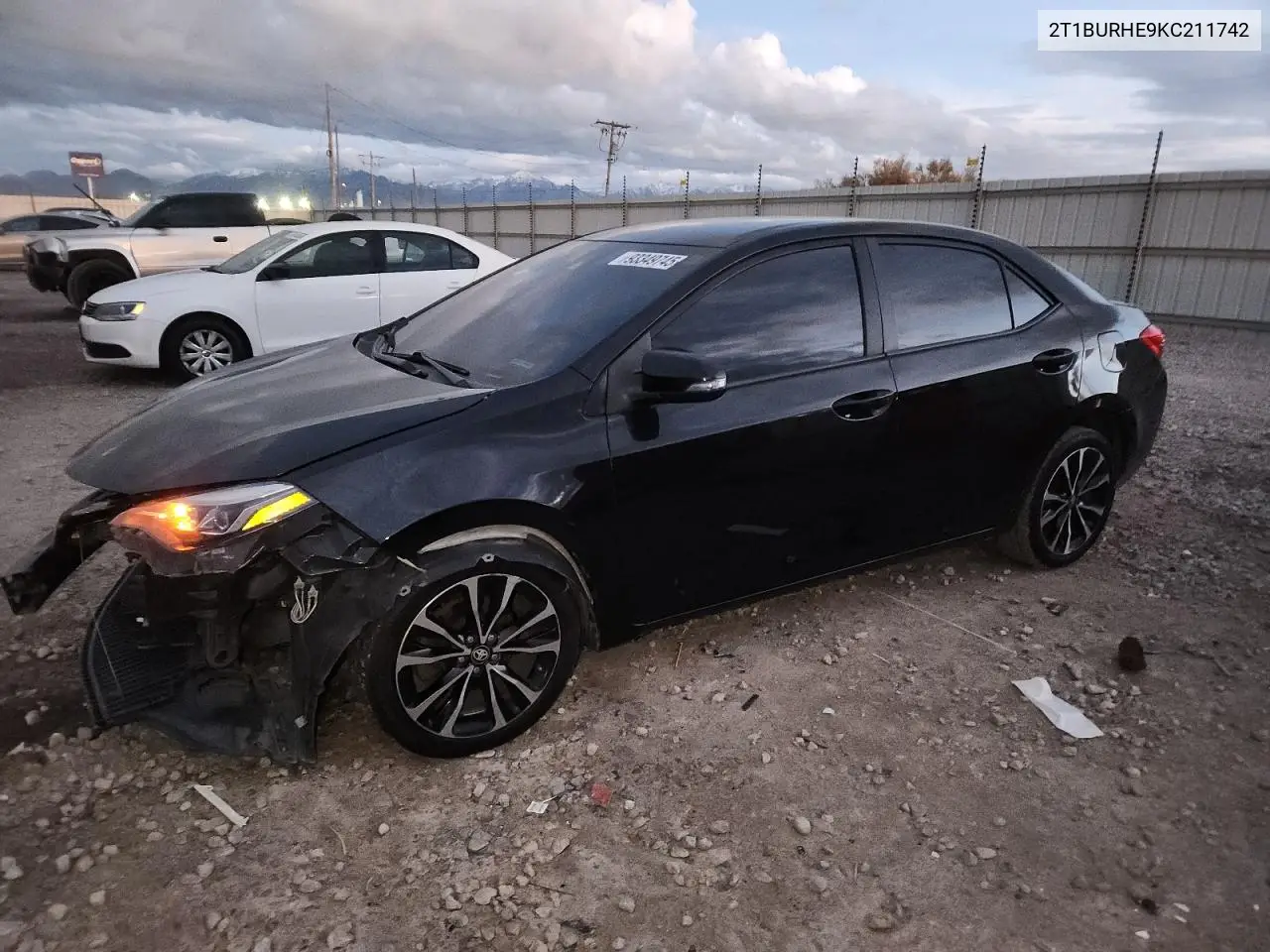 2T1BURHE9KC211742 2019 Toyota Corolla L