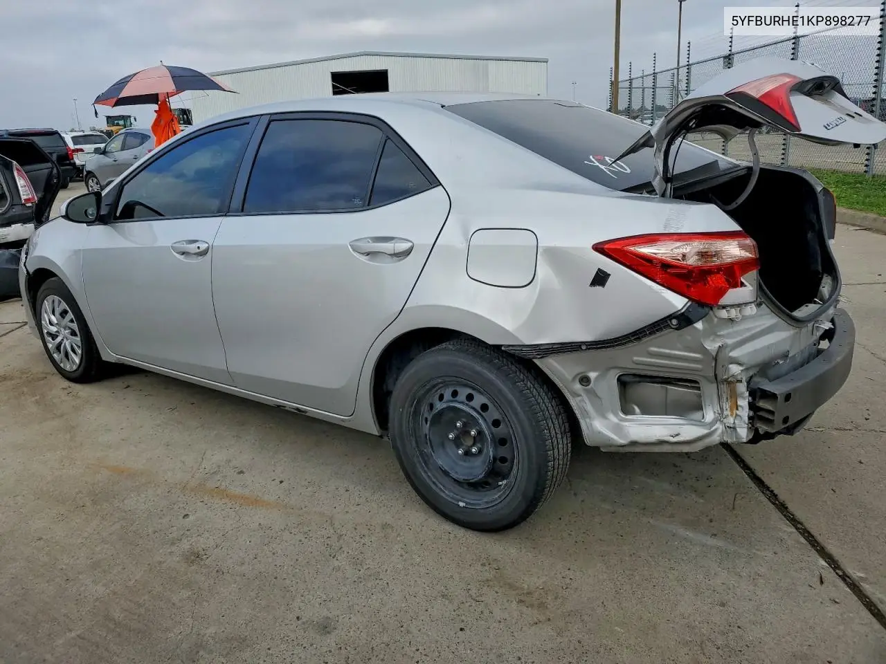5YFBURHE1KP898277 2019 Toyota Corolla L