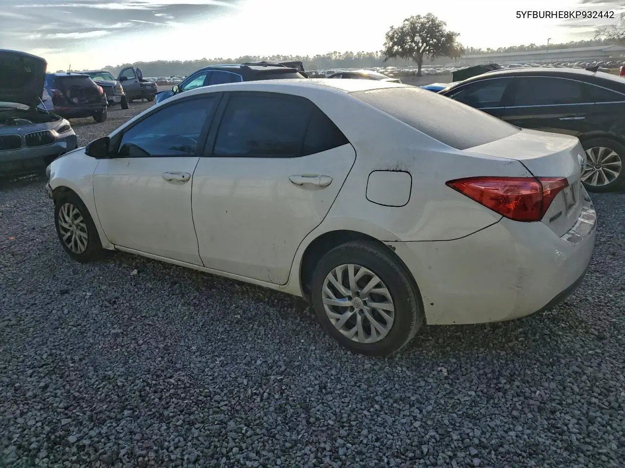 5YFBURHE8KP932442 2019 Toyota Corolla L