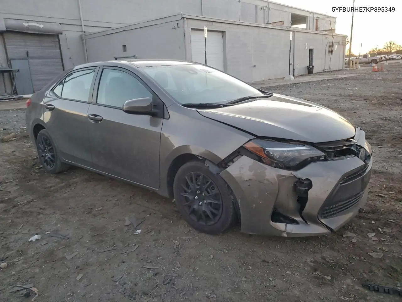 5YFBURHE7KP895349 2019 Toyota Corolla L