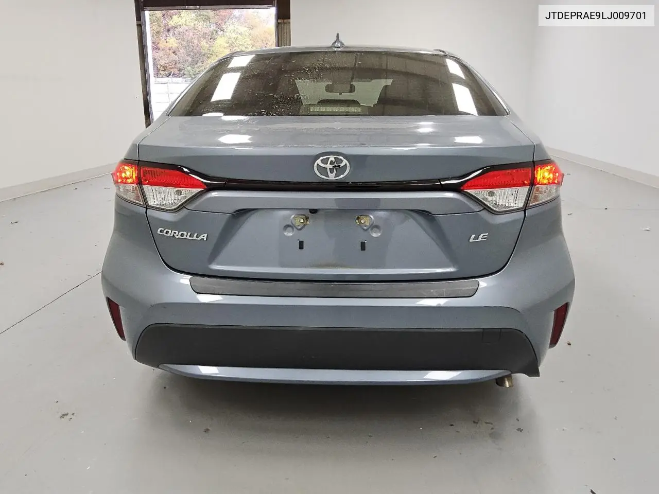 JTDEPRAE9LJ009701 2020 Toyota Corolla Le