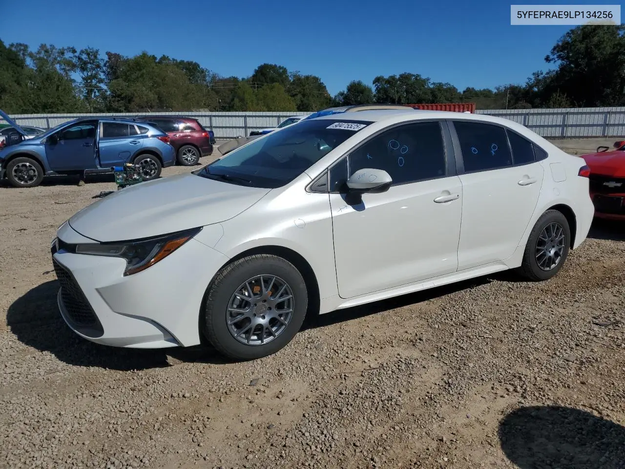 5YFEPRAE9LP134256 2020 Toyota Corolla Le